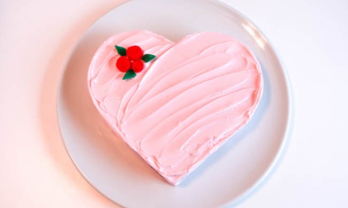 How to make hearts cake decoration