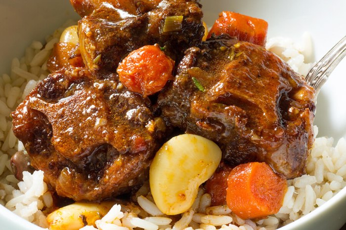 How to cook oxtails southern style