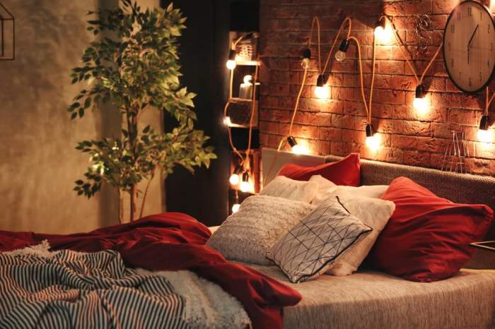 How to decorate using lights inside room