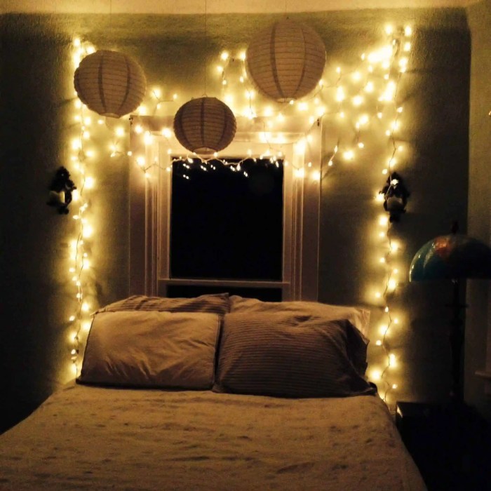 How to decorate room using lights